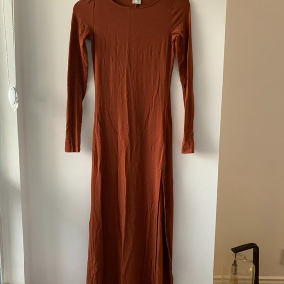 Aritzia Wilfred Neptune Dress - Long-sleeve slit dress XS brown - Picture 8 of 8